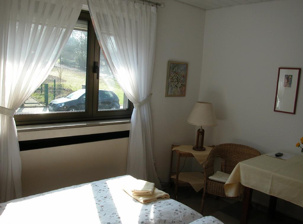 Pension Bella Vista Bochum Room photo